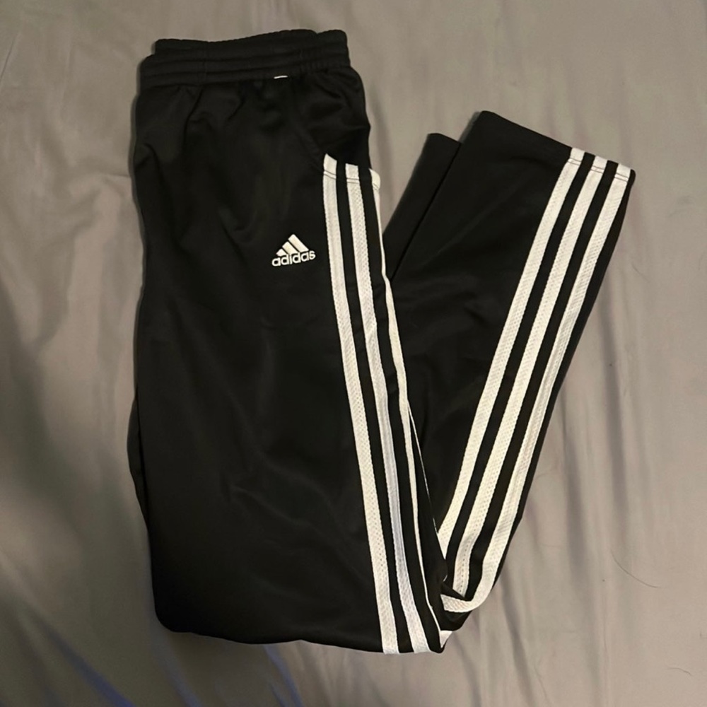 Boys black adidas track pants, size 12/14 - Picture 3 of 3